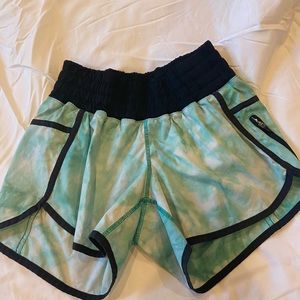Lulu shorts